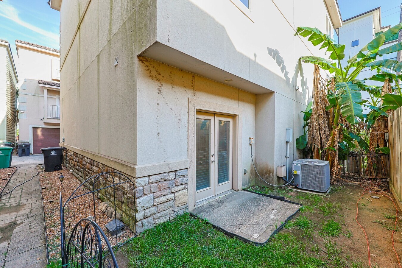 Photo - 2540 Prospect St