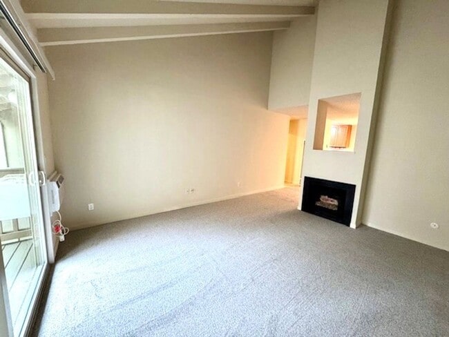 Photo - Beautiful upper level 1 bedroom, 1 bath unit in Station West Unit 160