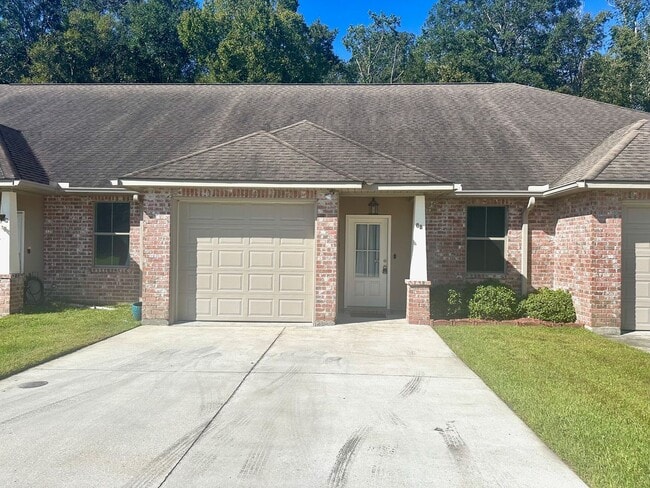 Building Photo - 10664 Florida Blvd