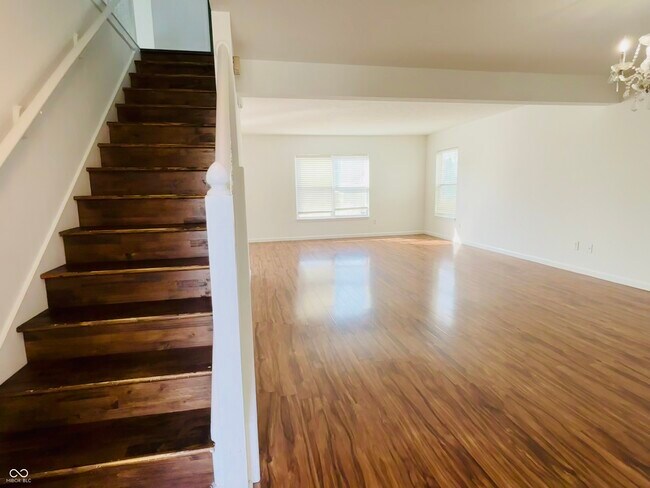 Photo - 12655 Braddock Ln