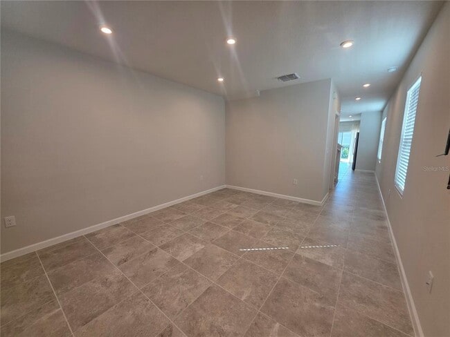 Photo - 1210 Port Blue Wy