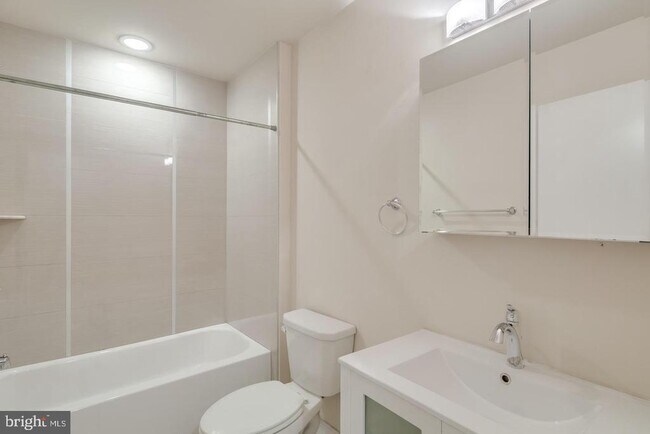 Photo - 1430 South St Unidad 202