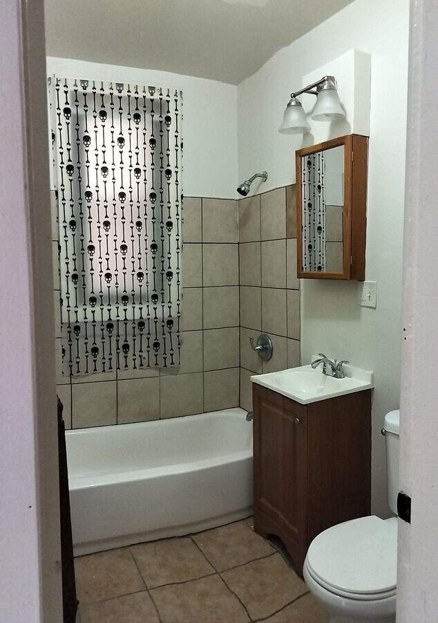 Photo - 1420 S Millard Ave