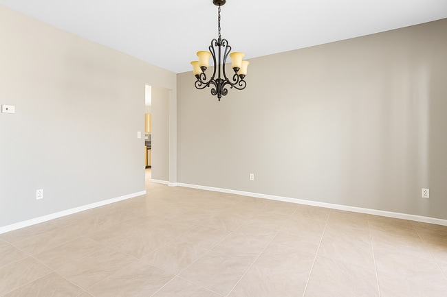 Photo - 605 Thornridge Dr