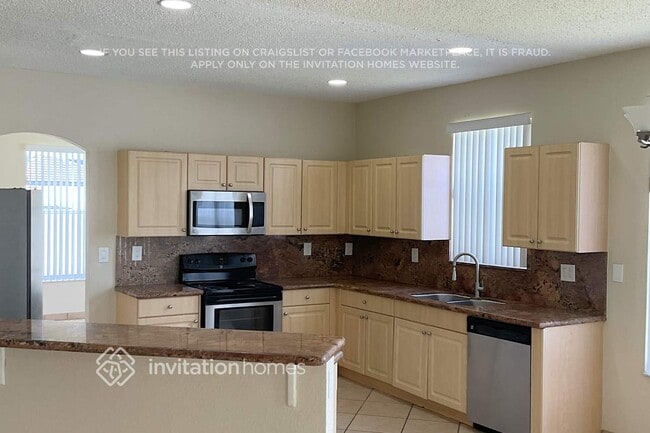 Photo - 14284 SW 159th Pl