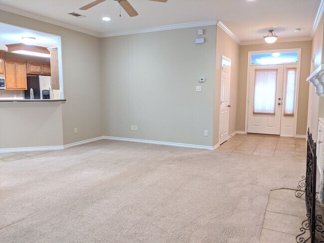 Photo - May Move In! 3 Bed 2 Bath In Edelweiss Gar...
