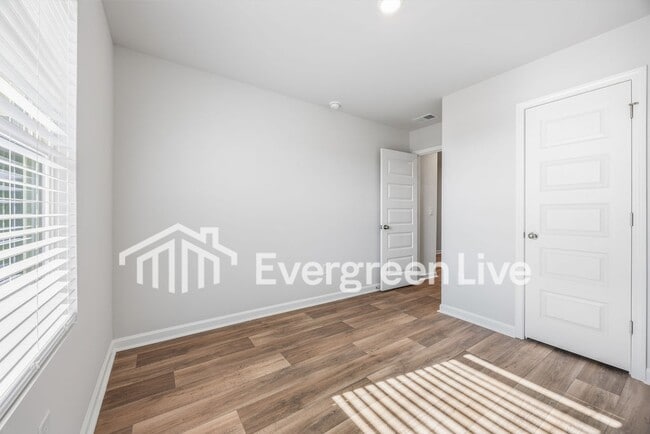 Photo - 1230 Willow Oaks Wy