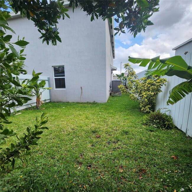 Photo - 13245 SW 271st Ter Unidad 1