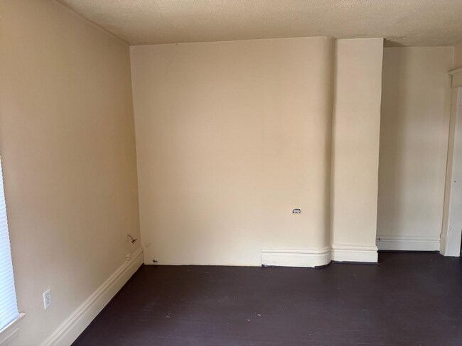 107 N Oakland Ave Unit 2