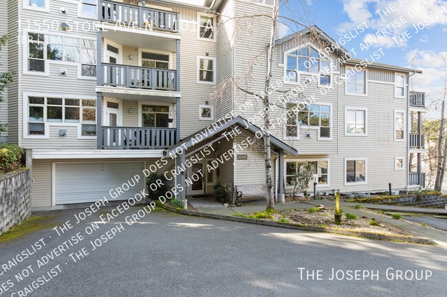 Building Photo - 11550 Stone Ave N Unit 101-A
