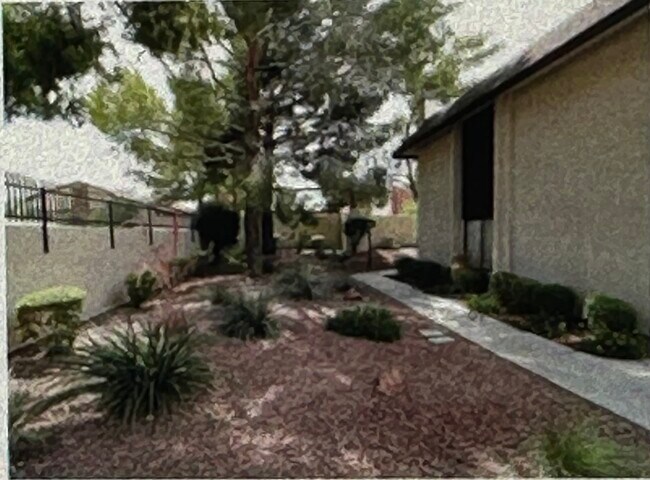 Photo - 4433 Shortleaf St