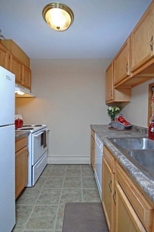 Photo - Virginia Court Apartments