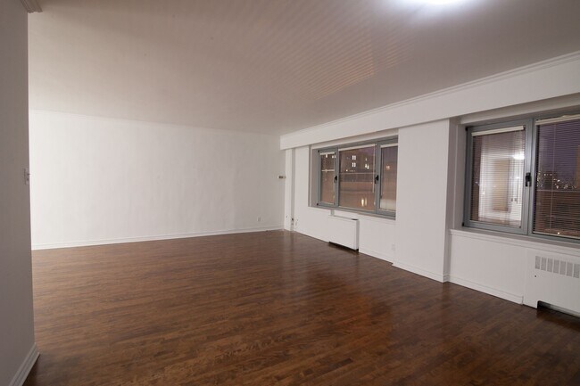 Photo - 3495 Rue de la Montagne Unit 603