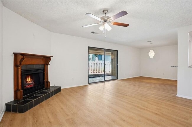 Photo - 2035 Powers Ferry Trce SE