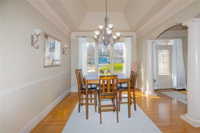 Photo - 721 Smithstone Rd SE