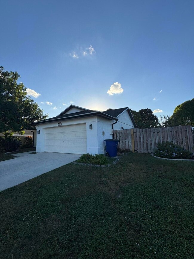 Photo - 1371 Thornbank Ln Casa