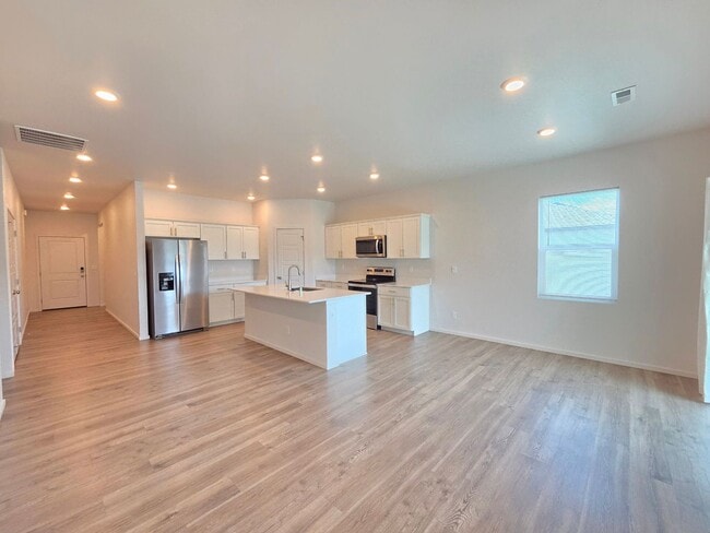 Photo - 10517 Sorenstam Rd