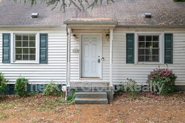 Photo - 819 Boroughbridge Rd