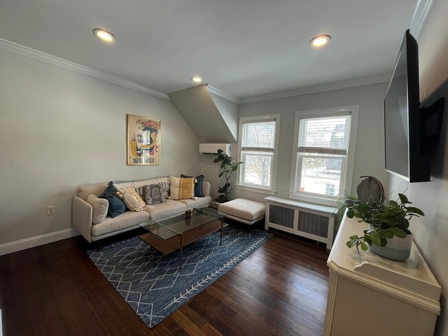 Photo - 32 Hautevale St Unit 2