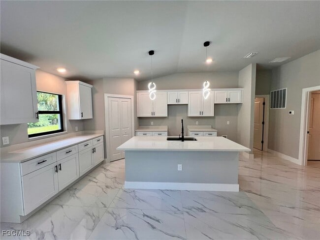Photo - 3606 51st St W