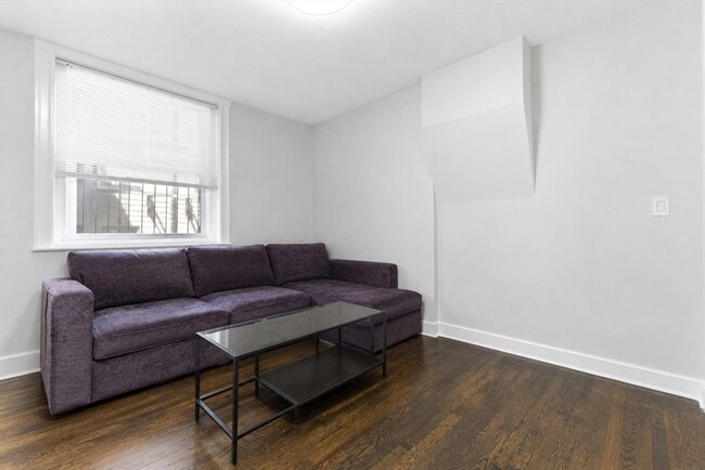 Photo - 168 Endicott St Unidad 1