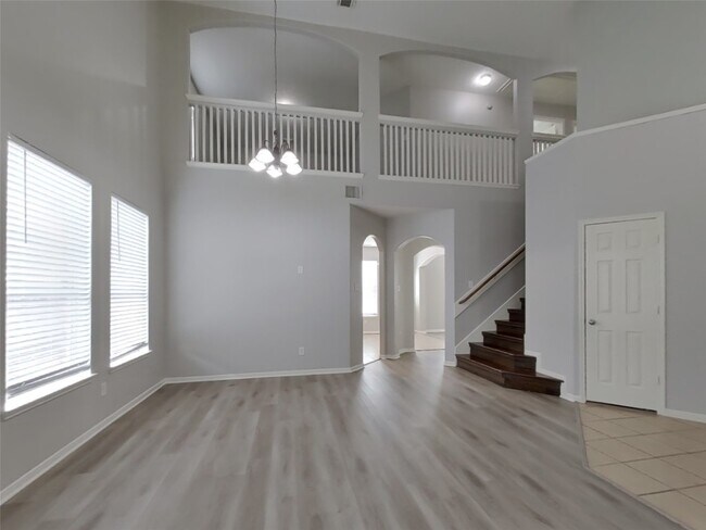 Photo - 21526 Lovis Way