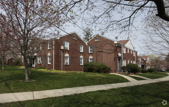 Shore Gardens Apartments - Shore Gardens Apartments