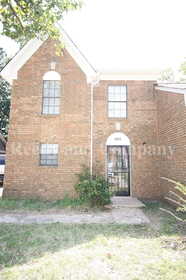 Building Photo - 5875 Jardin Pl Rental