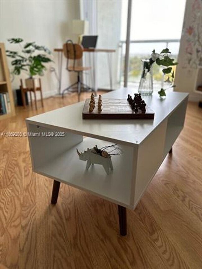 Photo - 5880 Collins Ave Unit 5880 Collins Ave appt 1007