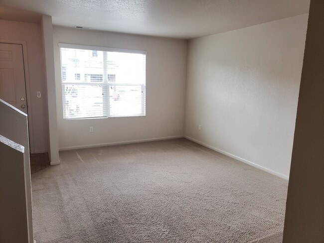 Photo - Great looking 2 bed 1.5 bath townhouse nea...