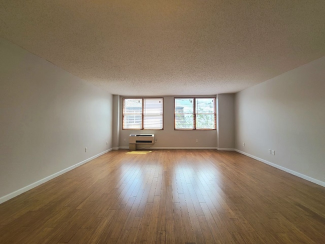 Photo - 22 W 25th St Unit 2I