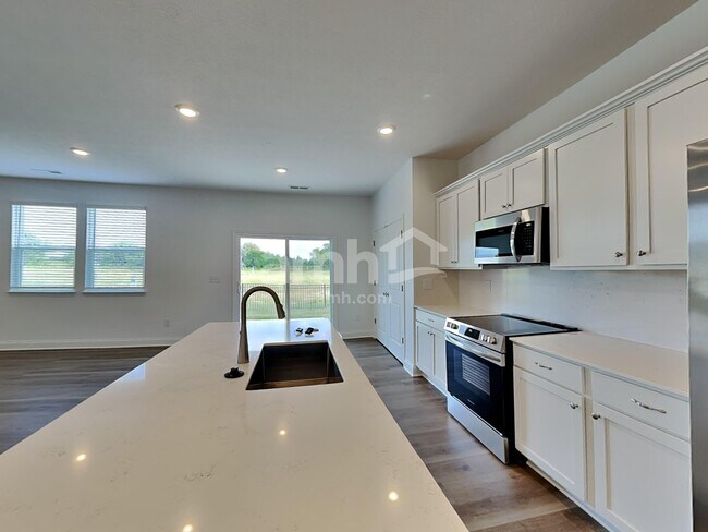 Photo - 9184 Henley Ave