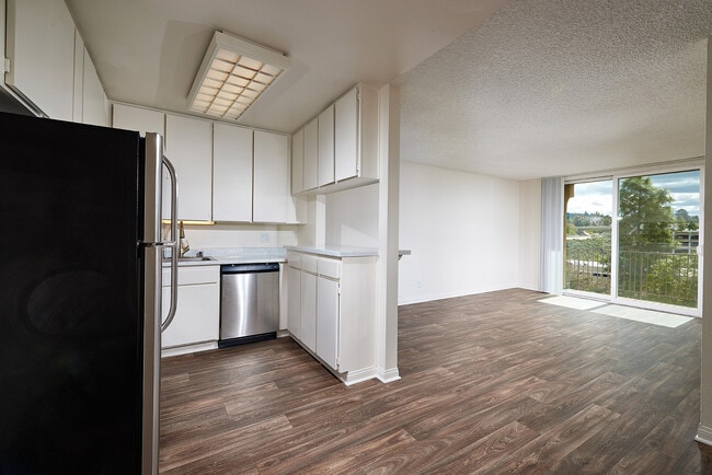 Photo - Mellmanor Apartments