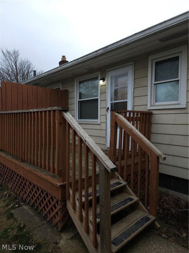 Photo - 567 Stetler Ave