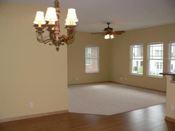 Good floor plans - 2425 Aspen Rd Unit 003