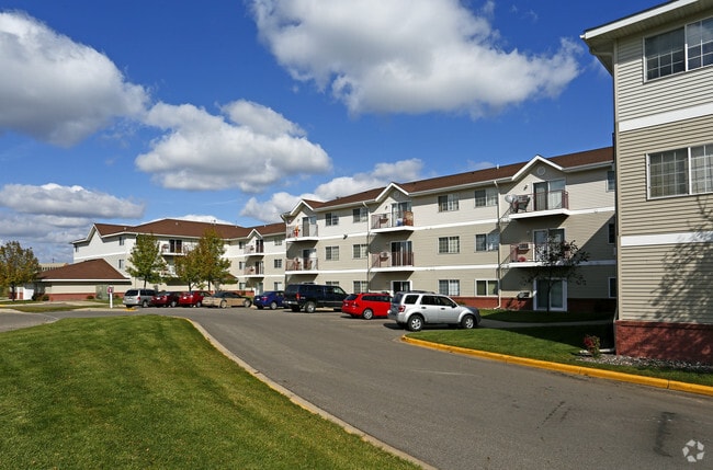 Photo - Grand Gateway