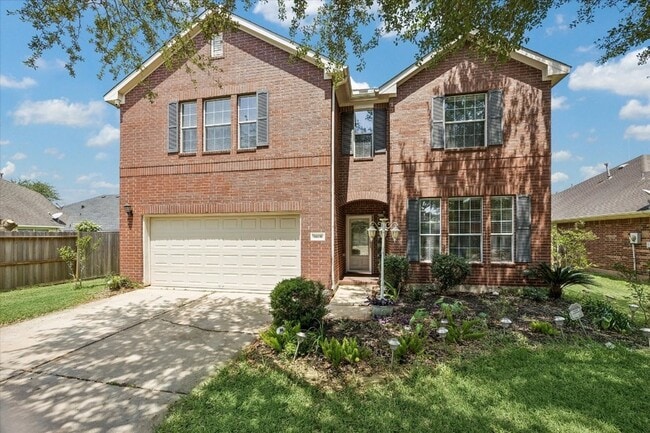 Building Photo - 1618 Autumn Springs Dr