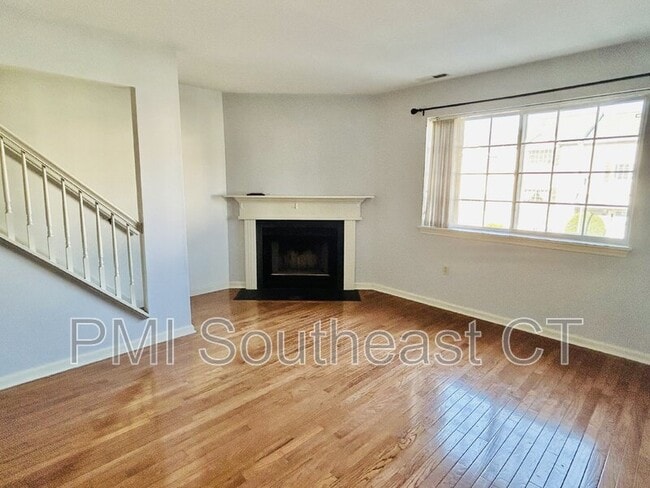 Photo - 310 Boston Post Rd Unit 56