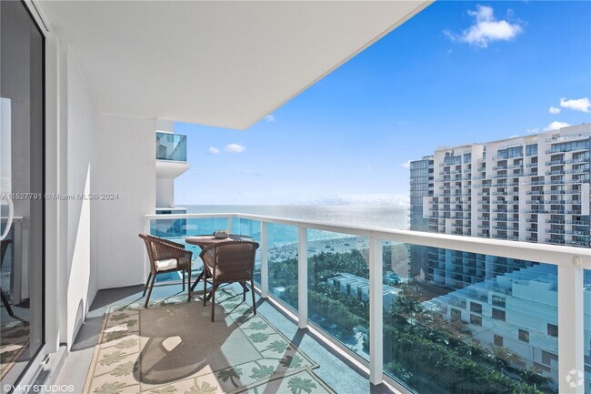 Building Photo - 2301 Collins Ave Unit 1502 Rental