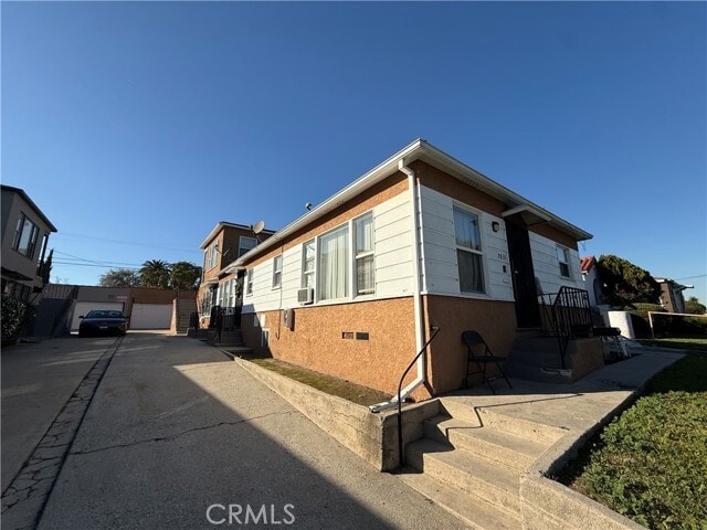 Building Photo - 7833 Normandie Ave Unit 1/2