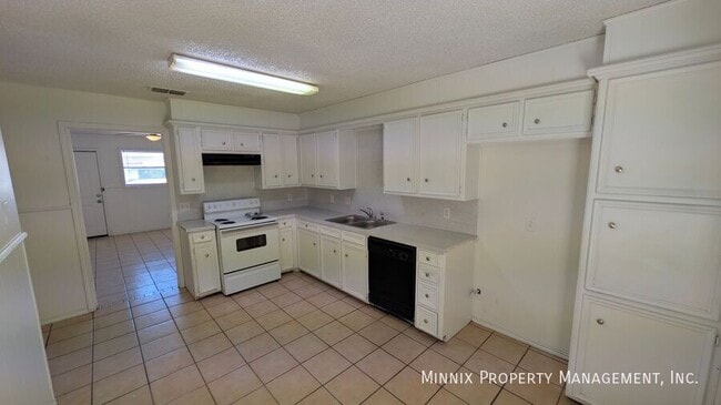 Building Photo - 5718 Brownfield Dr