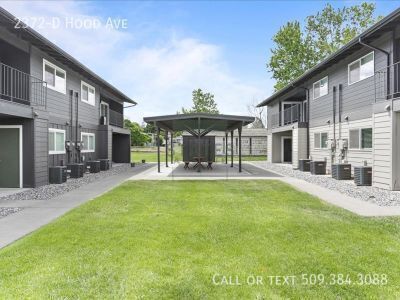 Photo - 2372 Hood Ave