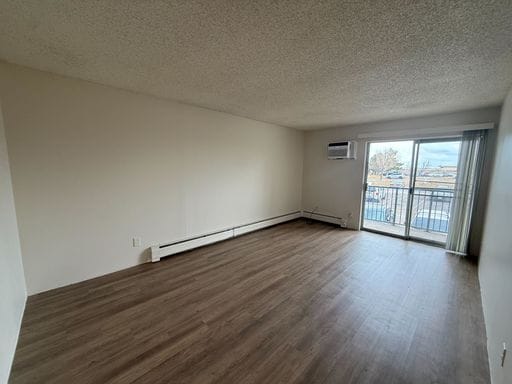 Photo - Nice 1 Bedroom 1 Bathroom Condo in Golden with Pool!! Available NOW!!