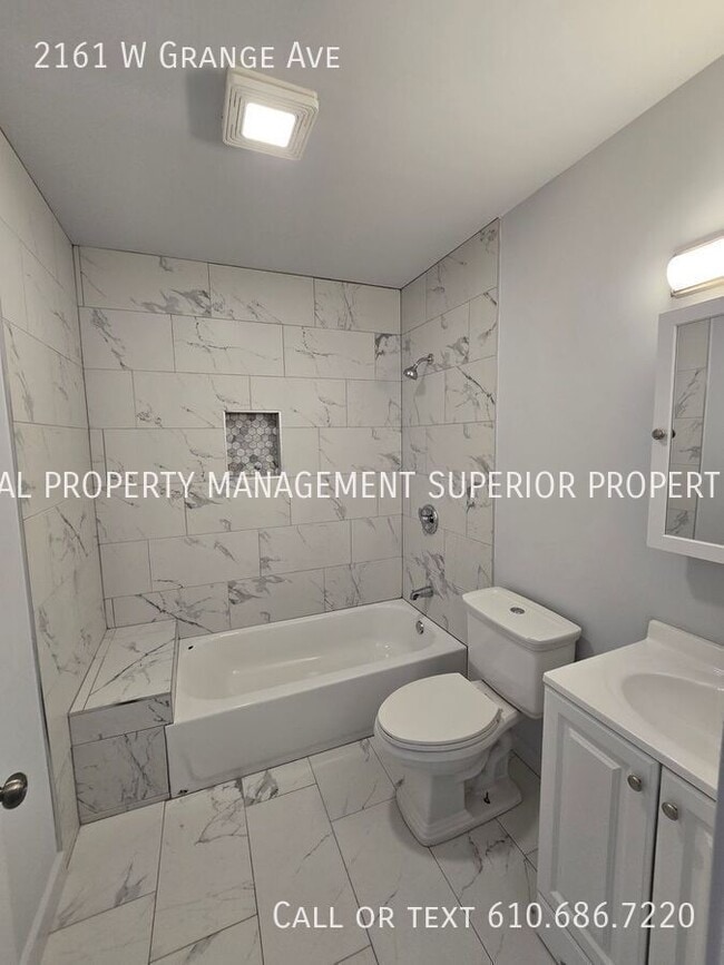 Building Photo - 2161 W Grange Ave Rental