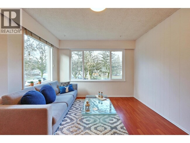 Photo - 1336 E 11th Ave