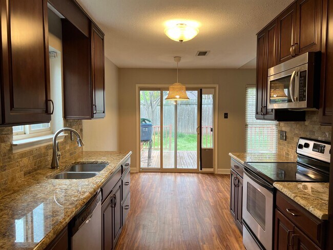 Photo - 110 Windmill Ridge Dr