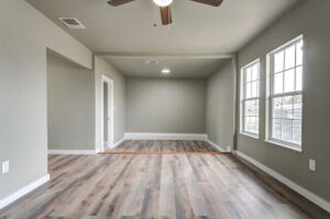 Photo - 3 bed 1 bath now available near MLK