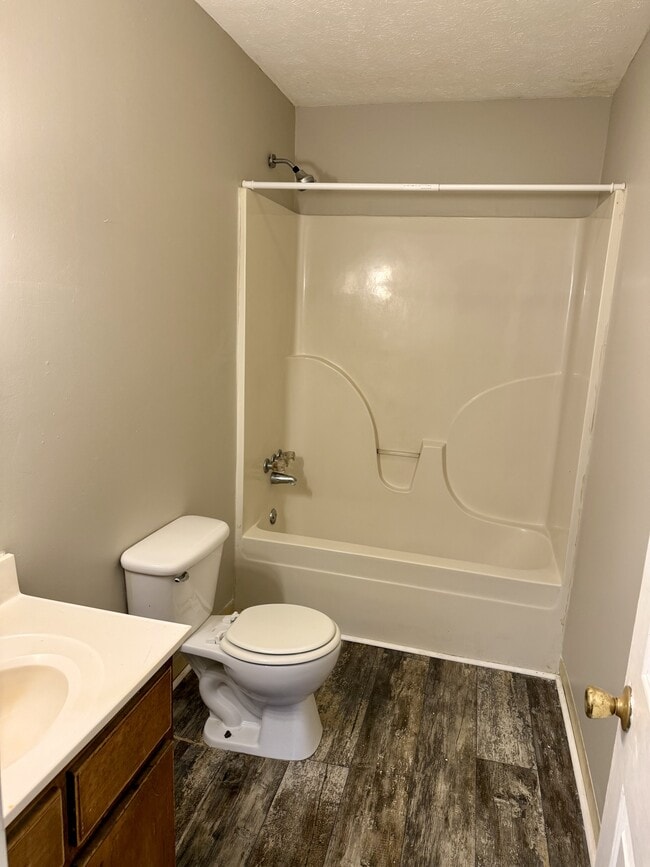 Photo - 116 Cottonwood Dr