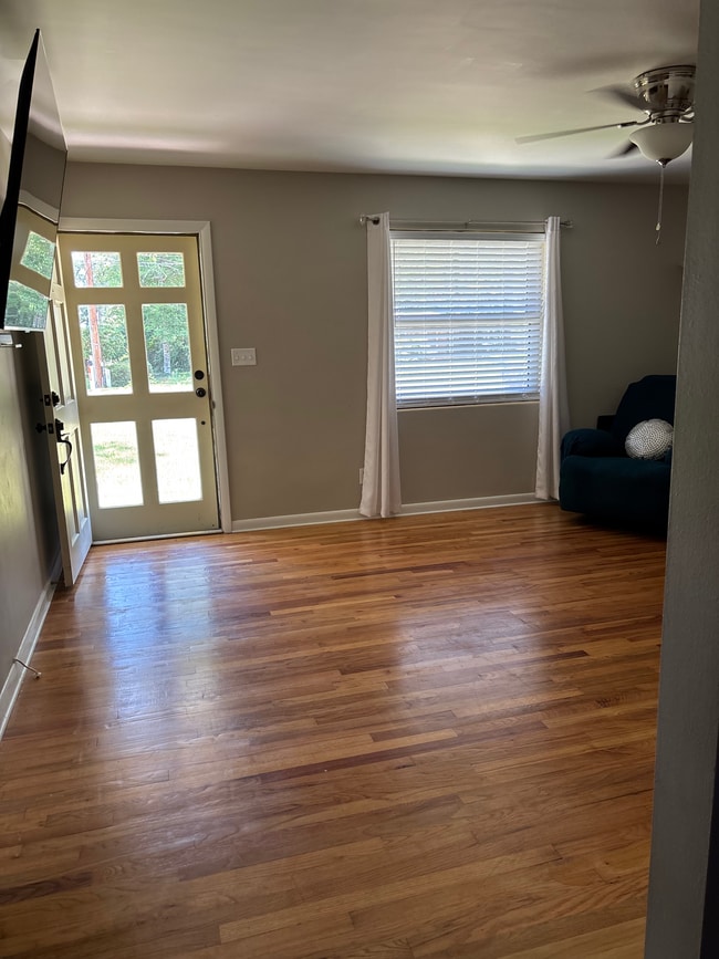 Photo - Croydon House