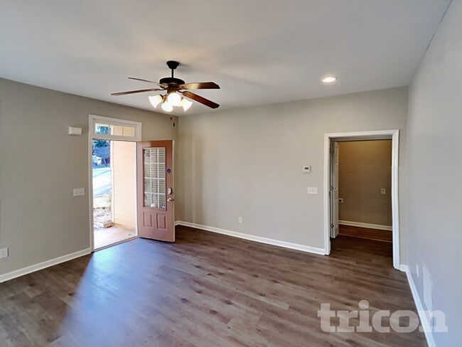 Photo - 104 Holcomb Manor Ct